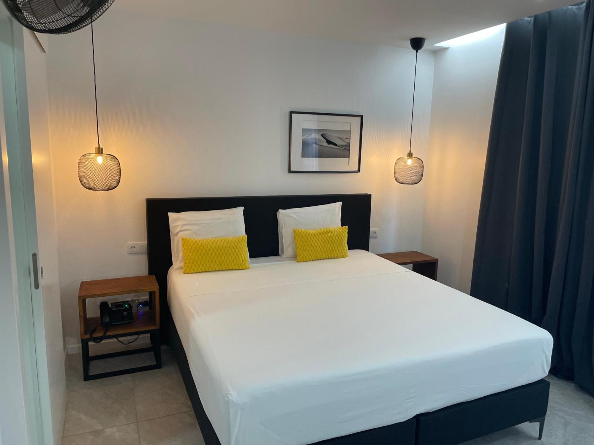 Prassa 3 Boutique Hotel Mindelo Exteriör bild